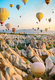 Estambul, Ankara y Capadocia con Dubái — Categoría B
